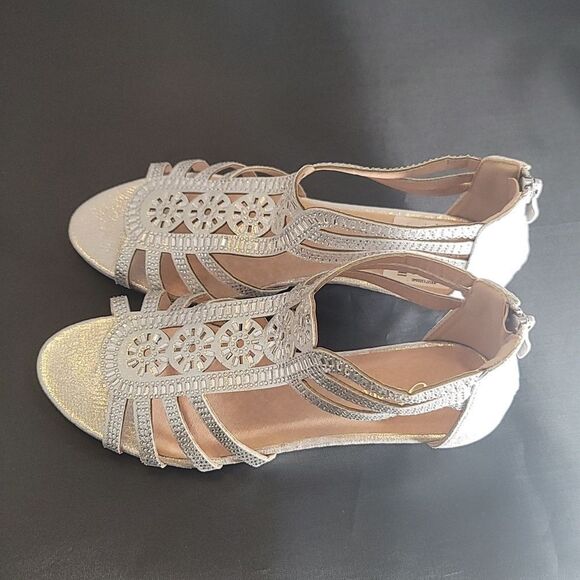 BRAND NEW FOREVER PEEP- TOE GLITTER GLADIATOR LOW WEDGE HEEL SANDALS - Picture 6 of 16